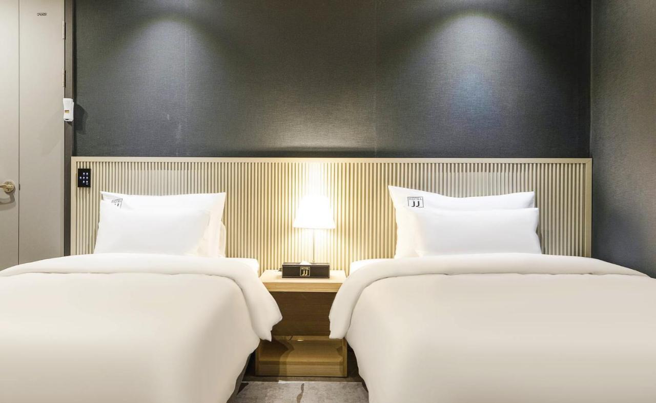 Jj Hotel Соннам Экстерьер фото